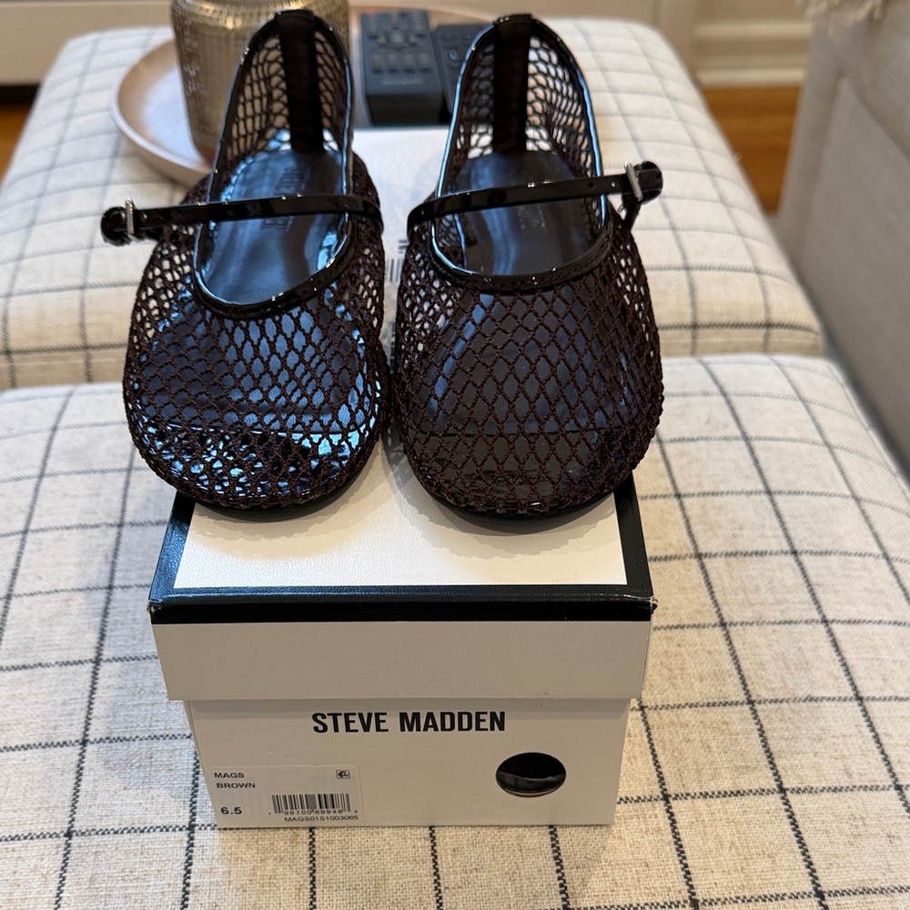 Steve Madden mags, chocolate brown Mesh, 6.5, like new